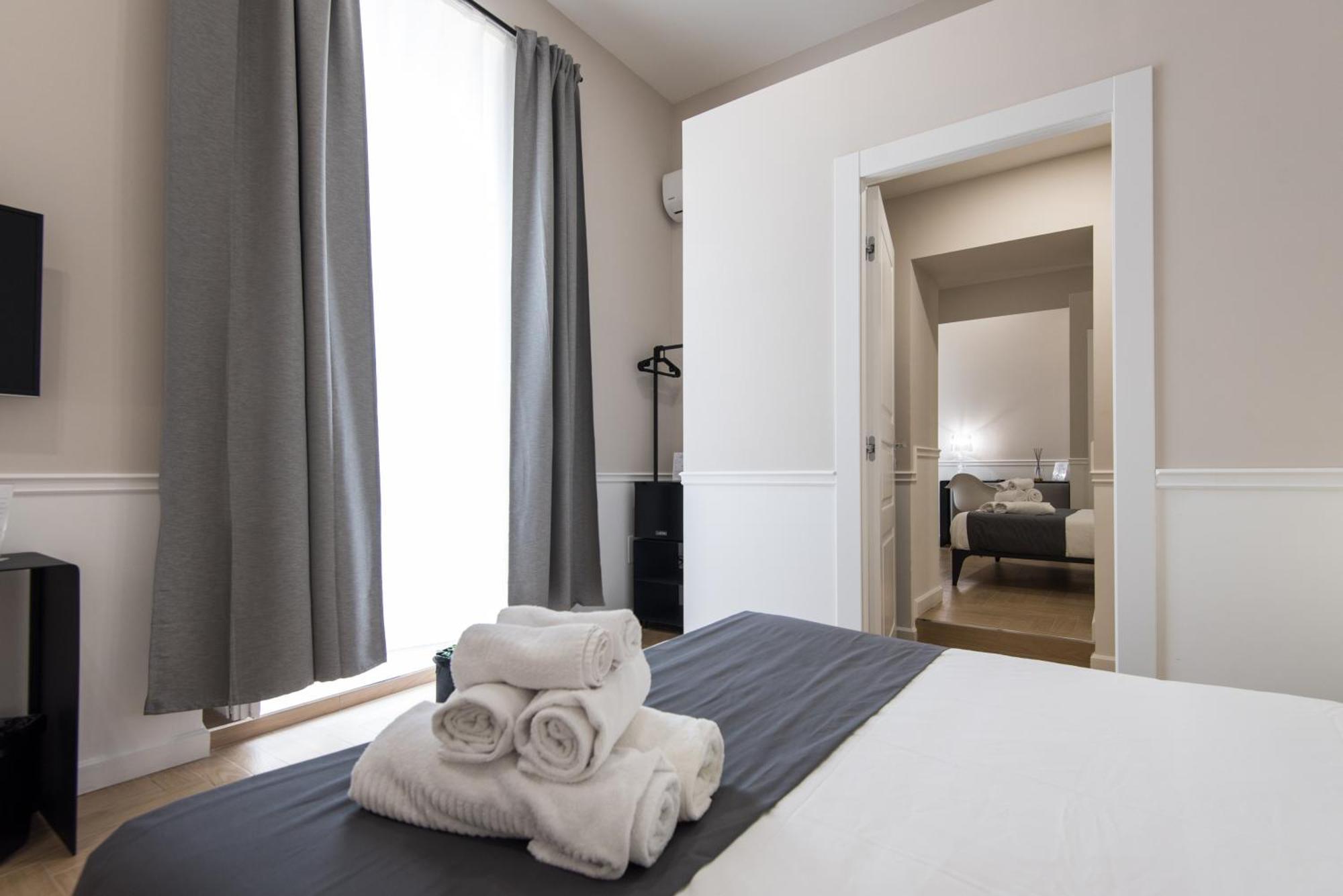 Five Boutique Rooms Неаполь Экстерьер фото