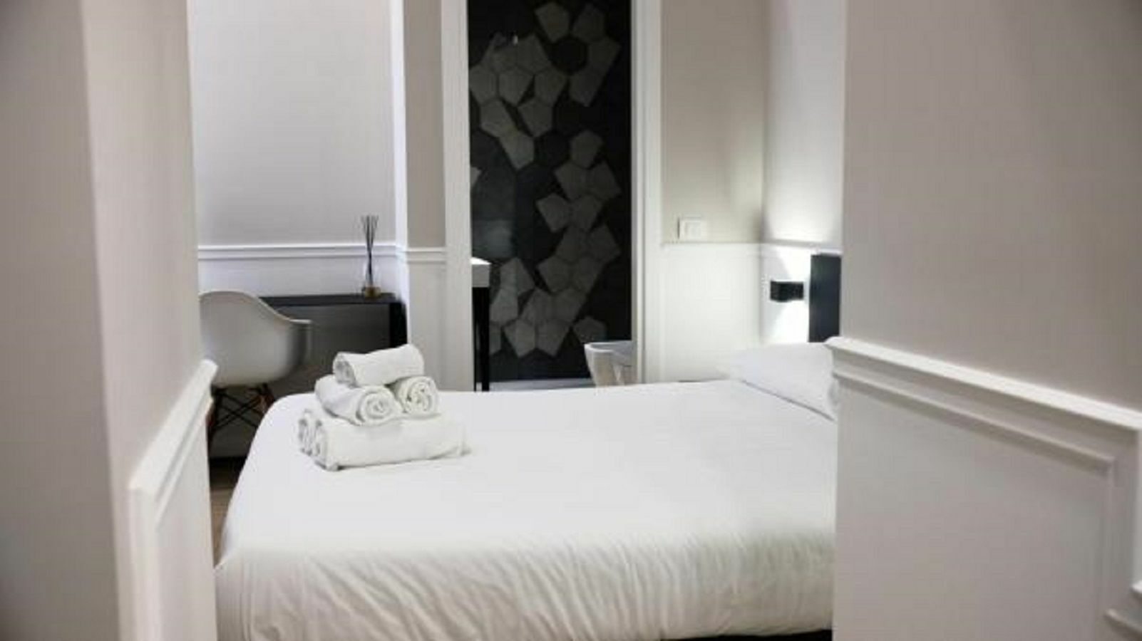 Five Boutique Rooms Неаполь Экстерьер фото